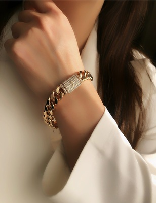 دستبند لیزا کارتیه ژوپینگ 